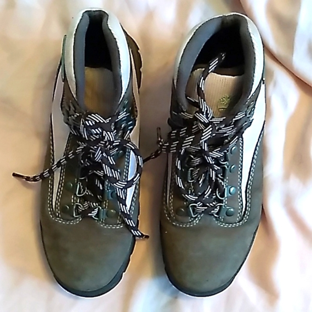 🩷🥾 Women's Timberland leather  hiking shoes brown pinkish peach size 7.5.🩷🥾 - Picture 2 of 13
